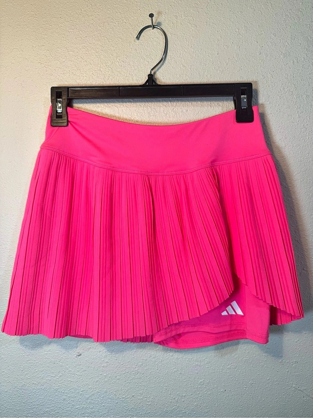 adidas Club Pleated Tennis Skirt Pink XL (16).  (Slim fit)
